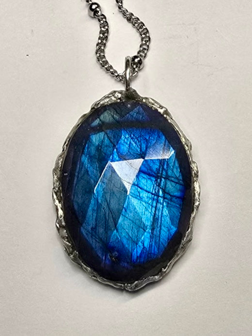 Faceted Bright Blue Labradorite Pendant